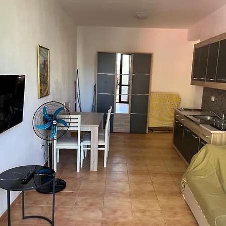 Joli Apartement Plazhi I Durresit Exterior photo