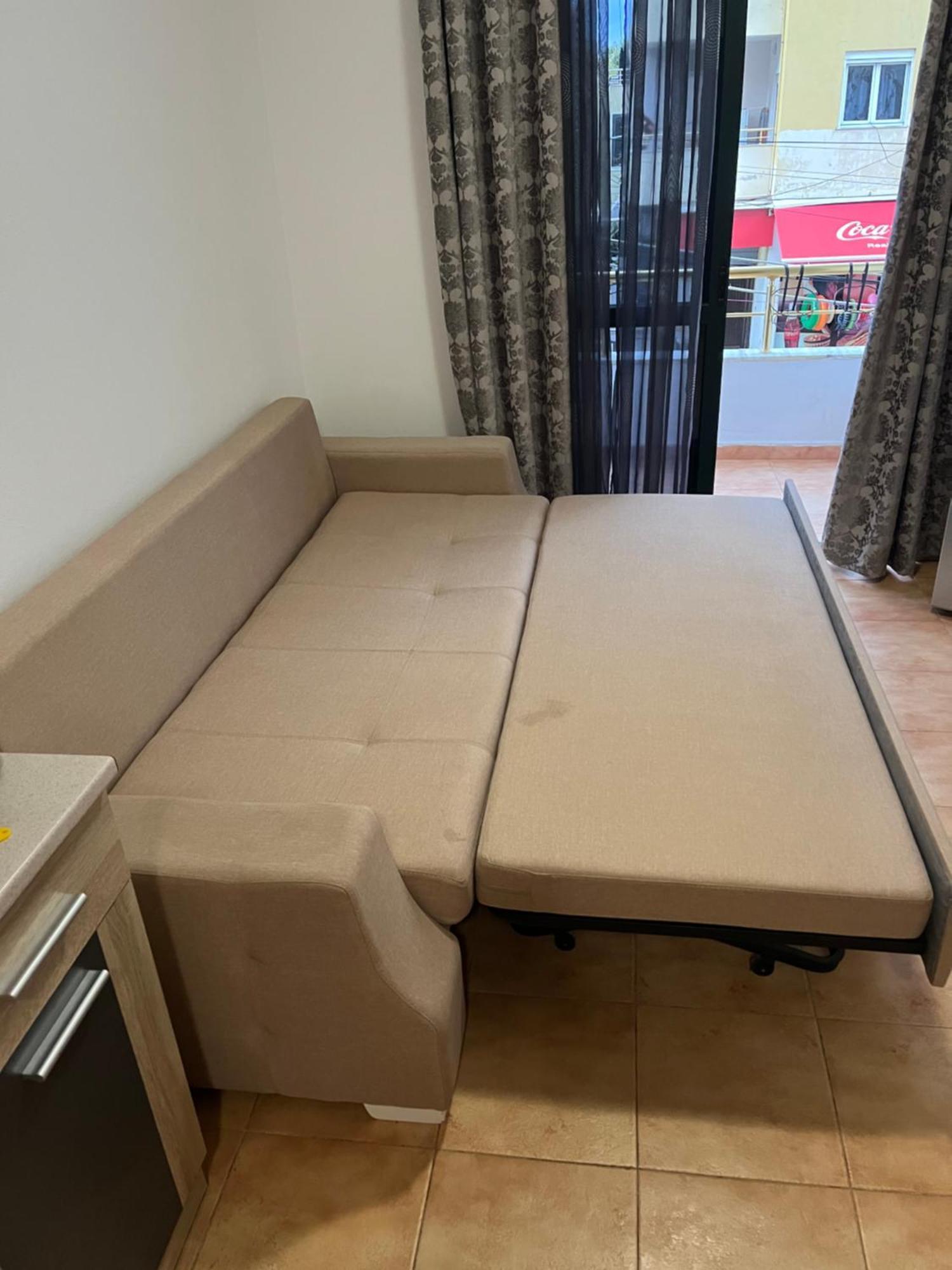 Joli Plazhi I Durresit * Durrës